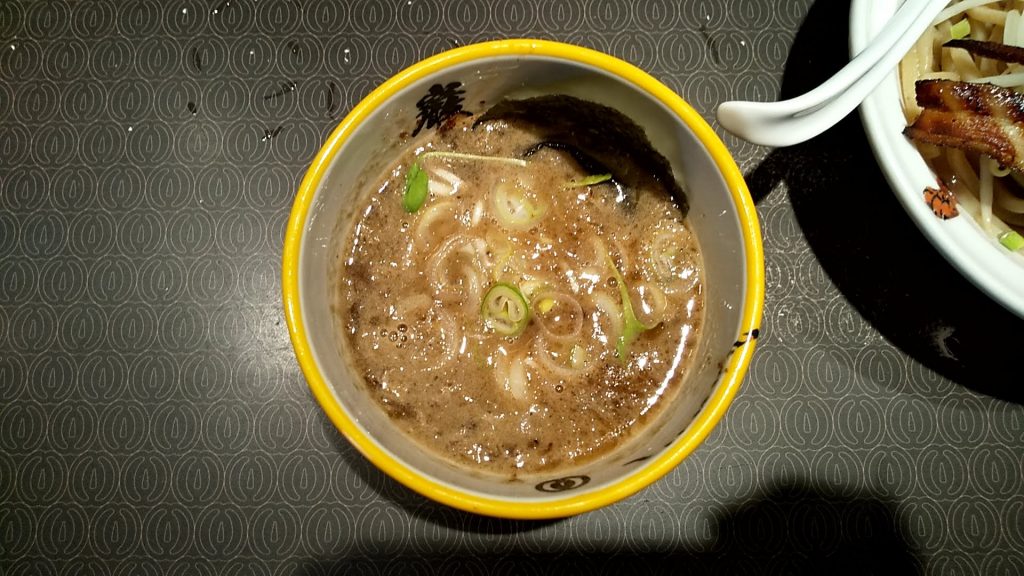 麺屋武蔵巌虎の巌虎濃厚つけ麺のスープ